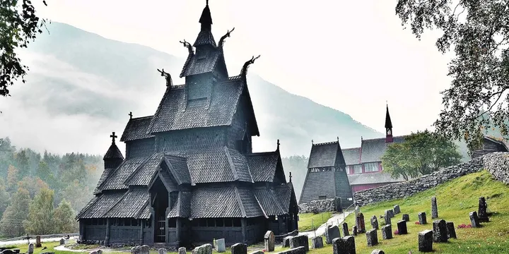 Jedna piąta członków Den norske kirke deklaruje “całkowitą pewność”, że Boga...