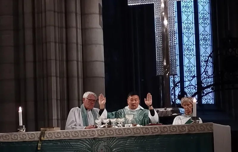Liturgiczny dom. Tak poczułem się w Uppsala domkyrka na niedzielnej wysokiej...