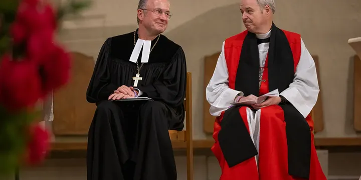 Gdy przeciętny Polak słyszy słowo "episkopat" ma pewnie od razu na myśli zbór,...